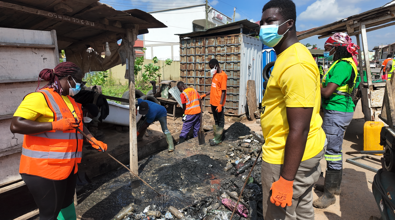 Cleaning Ghana, Protecting Cyberspace: Slamm Technologies Awards Cybersecurity Scholarships to Buzstopboys